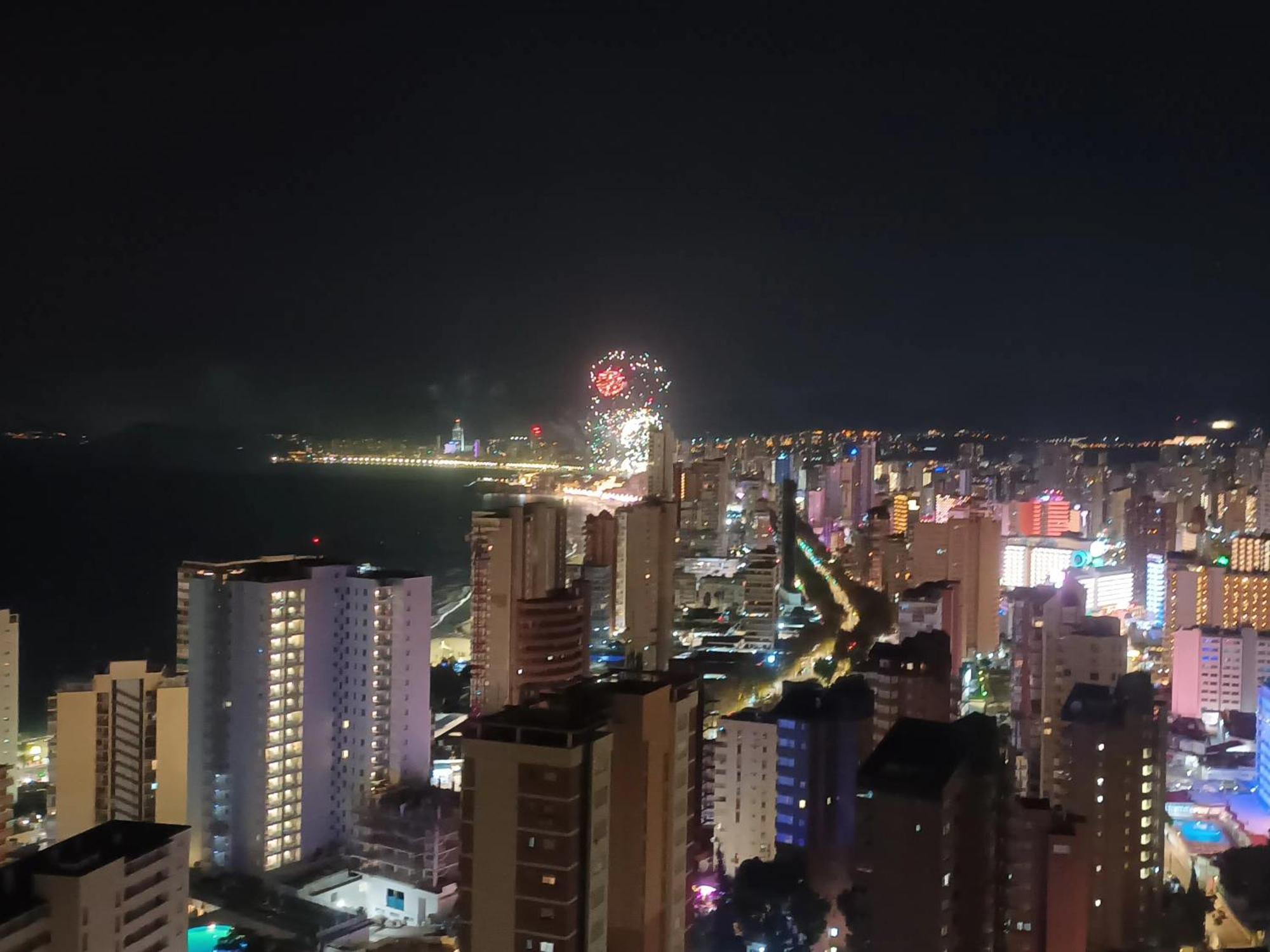 Apto Sm Montecarlo P19 Edif.Gemelos 15 Benidorm Playa Levante Bagian luar foto